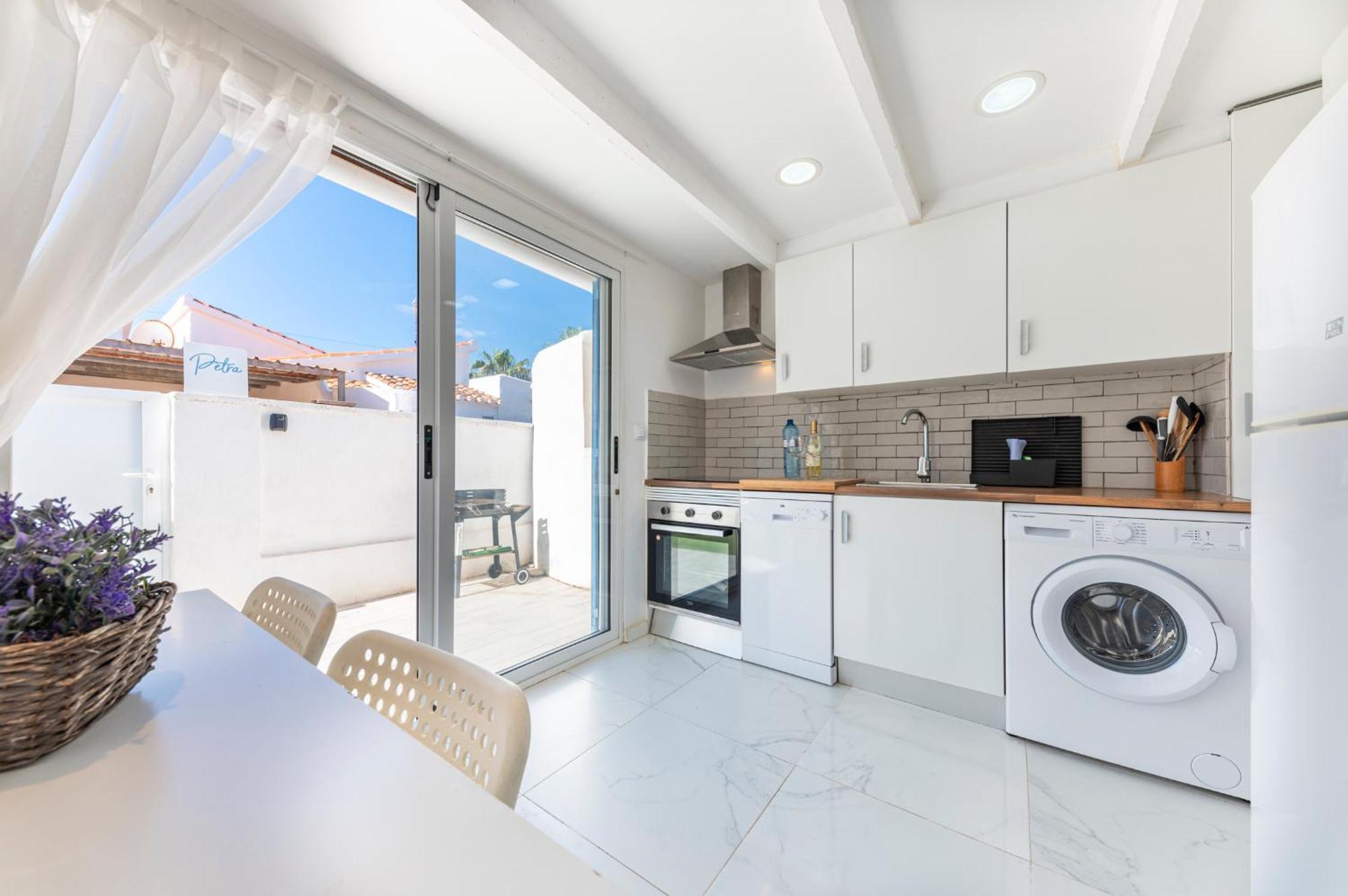 Petra Villa Dénia Buitenkant foto